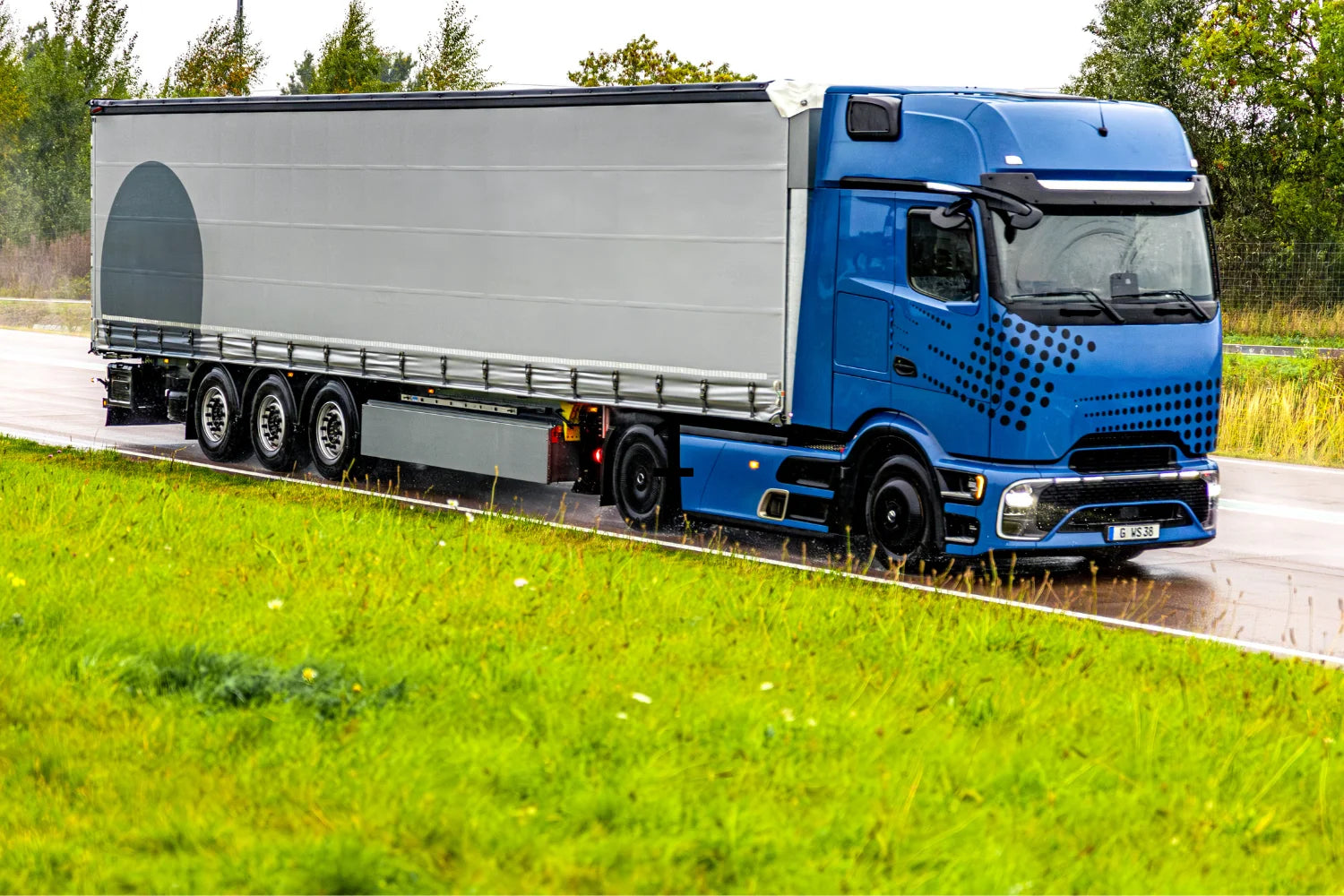 Führerschein Klasse CE - Lkw mit Anhänger ohne Gewichtsbegrenzung Hauptbild